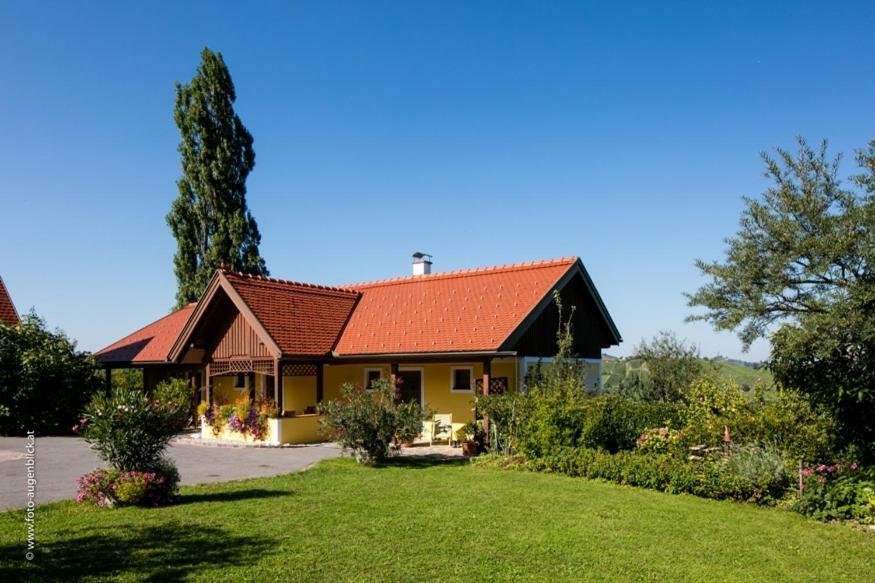 Weingut- Gaestezimmer Marko Apartment Leutschach Exterior photo